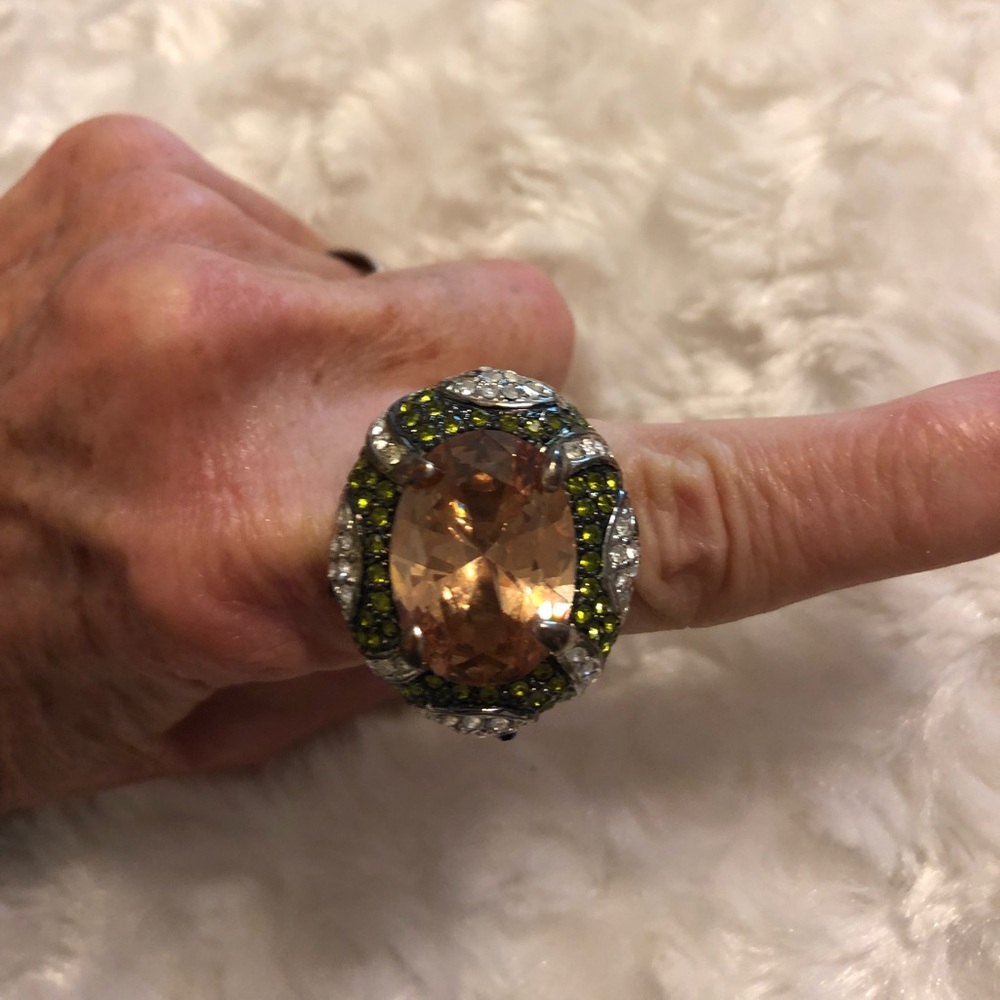 Cocktail ring